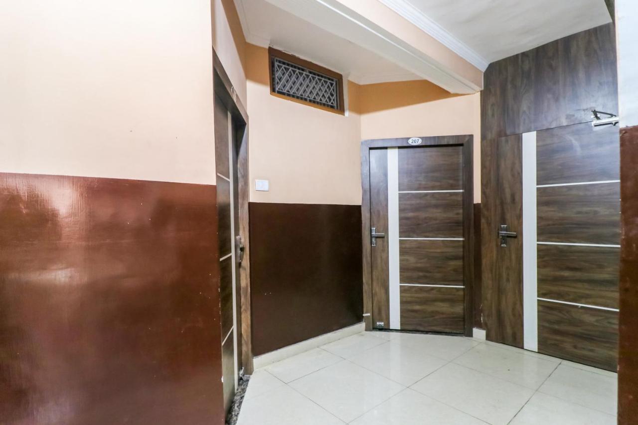 Oyo 6908 Hotel Royal City Āzamgarh Extérieur photo